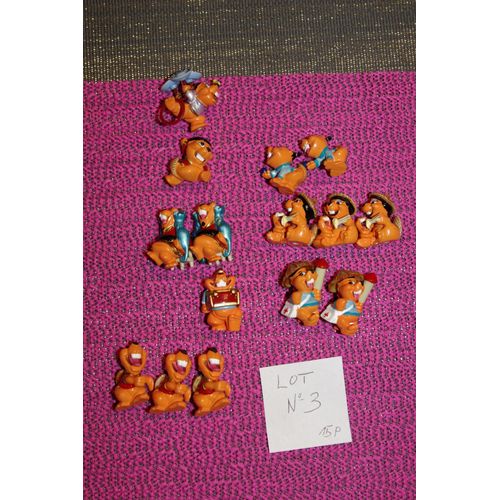 Lot De 15 Figurines Kinder Castor Chinois.