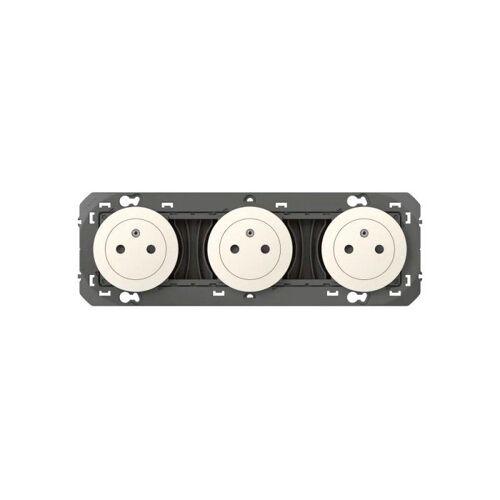 Triple prise de courant 2P+T Surface dooxie 16A précâblées finition blanc LEGRAND