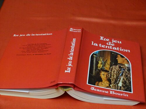 Le Jeu De La Tentation . . . Janne Bourin 1922 - 2003 . Écrivaine Française . . . France Loisirs 1982 .