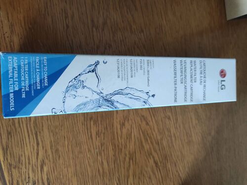 Vend cartouche de rechange du filtre a eau pour frigo LG Life's Good au prix de 20€ part cartouche voir photo si joint envoie uniquement part Colissimo ou point relais