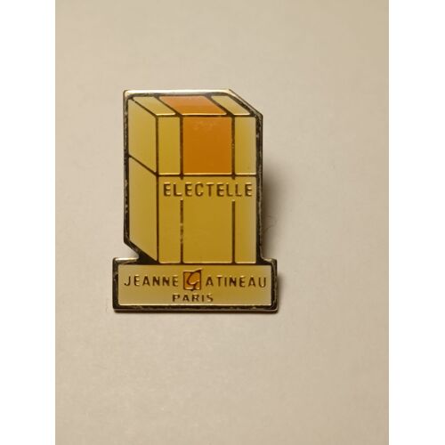 Pin's Jeanne Gatineau Cosmetique Electelle