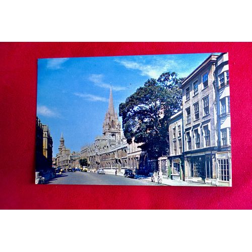 Ancienne Carte Postale Animée Cpa Oxford Royaume-Uni. "The High". Le Centre. Eglise St Mary-The-Virgin. Personnages, Vieilles Voitures, Vélos Assez Anciens.