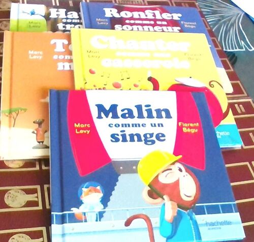 Lot De 5 Livres De Marc Levy Et Florent Begu . Têtu Comme Une Mule . Chanter Comme Une Casserole . Malin Comme Un Singe . Ronfler Comme Un Sonneur . Haut Comme Trois Pommes