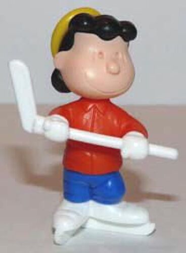 Lucy Avec Crosse De Hockey - Série Snoopy Aux Sports D'hiver (Kinder 1999)