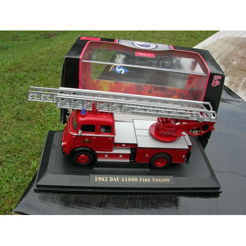Signature 1/43 Metal Pompier Camion Daf A1600 1962 Grande Echelle !!-Signature