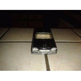 Voiture Dinky Toy 1/43 De La Dodge Royale Sedan-Dickie Toys