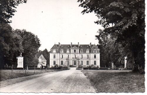 49 Maine-Et-Loire - Cpsm - Breil, Château Du Lathan