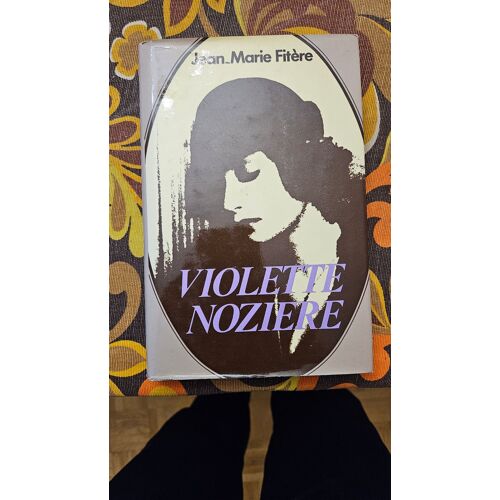 Violette Nozière De Jean-Marie Fitère