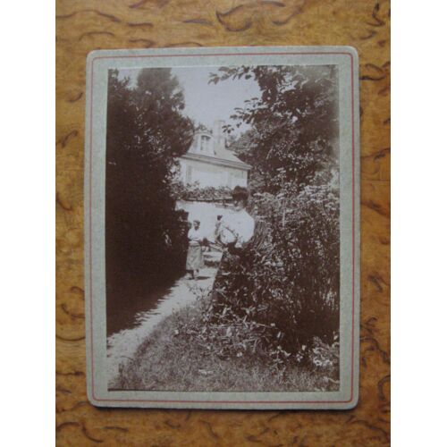 Photo Ancienne Vers 1910 Maison Et Jardin Avec Personnages