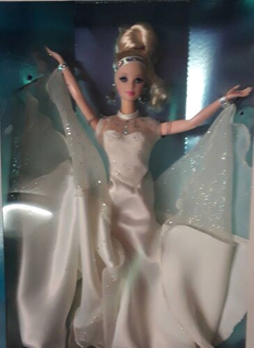 Starlight Dance Barbie Classique Collection