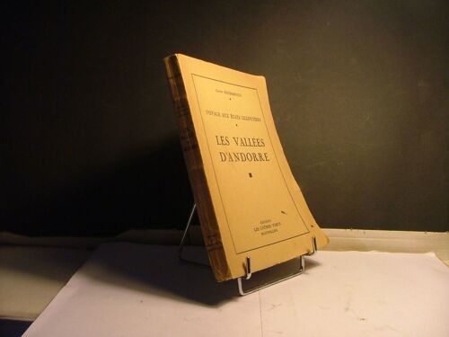 Les Vallees D'andorre: Lettre-Préface D'isabelle Sandy.-Illustrations De Camille Descossy