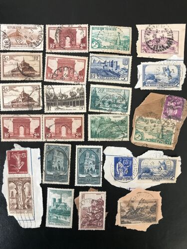 France 24 Timbres De 1927 A 1949 Representant Des Monuments Et Des Paysages