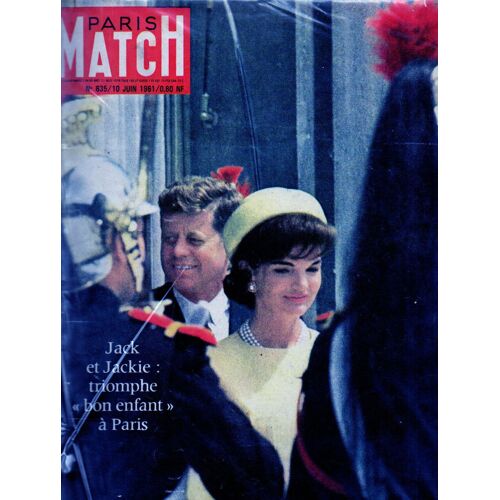 Paris Match N° 635 - Quand Un Hohenzollern Épouse Une Bernadotte, Les Très Bienvenus, La Maison Blanche Volante A Marqué Un Point Par Raymond Cartier, Un Petit Royaume Oublié Par Le Temps, Monsieur(...)