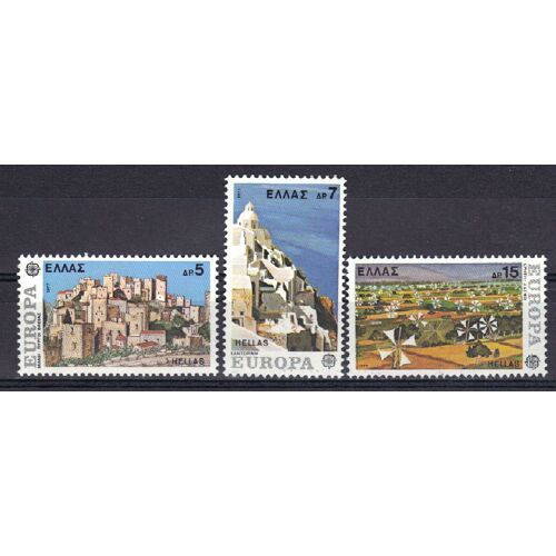 Grece 1977 Europa : Paysages : Châteaux De Mani, Vathia / Vue De Santorini, Fira / Plateau De Lasithi - Série Entière De 3 Timbres Neufs **