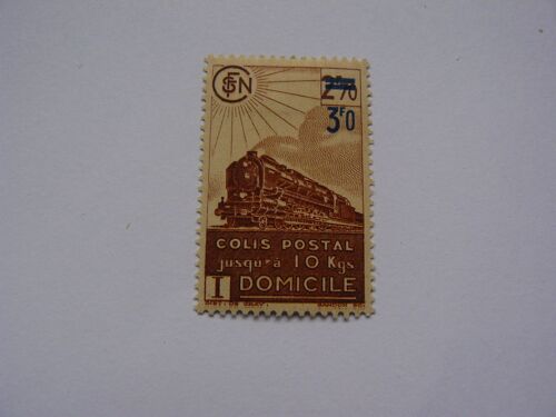 Timbre Colis Postal N° 204 + ( Timbre De 1941 Avec Nouvelle Valeur En Surcharge)