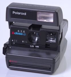 Polaroid 636 CloseUp instantané