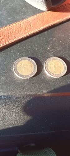 Vends Pièce De 2 Euros Autriche 2002 Et Espagne 2000. Faire Offre