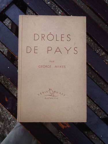 Drôle De Pays