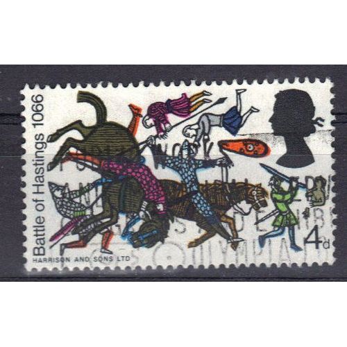 Grande-Bretagne 1966 : 9è Centenaire De La Bataille D'hastings : Elizabeth 2 En Médaillon : Scène De La Bataille, Inspirée De La Tapisserie Dite De La Reine Mathilde À Bayeux - Timbre Oblitéré
