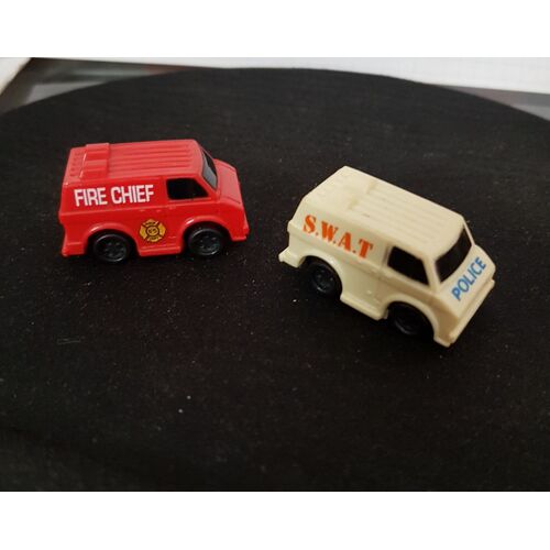 Lot De Deux Mini Voiture Majorette Pompier Et Police