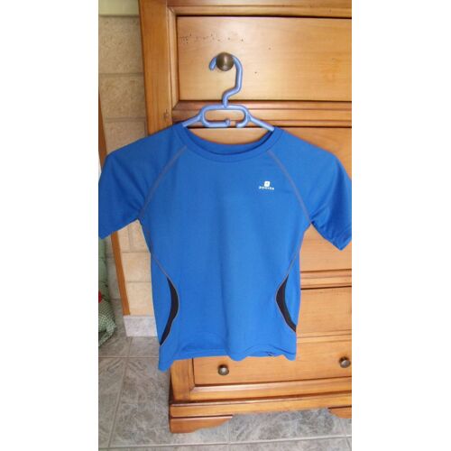 T-Shirt  De  Sport   Enfant   Taille 10 - 12 Ans   //   Décathlon - Domyos
