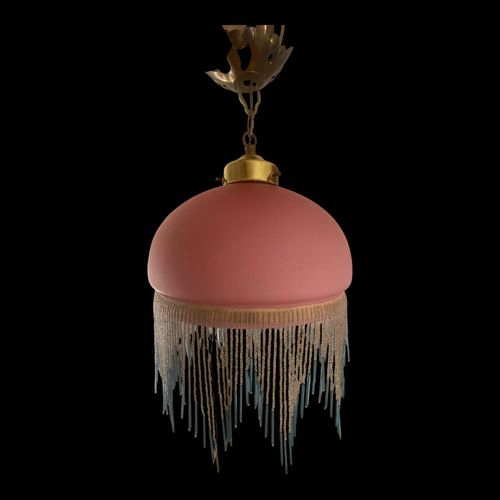 Lustre Opaline Et Perles Annes 60 Rose