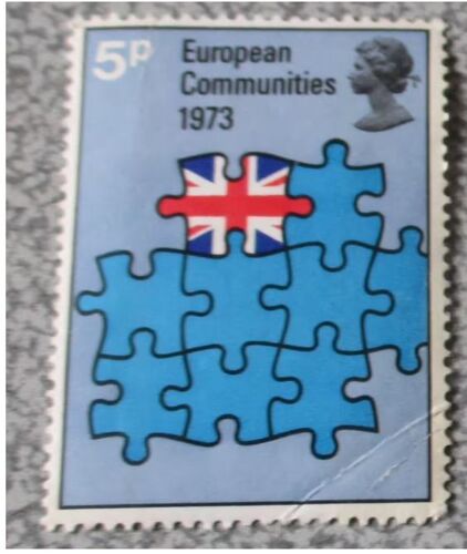 Royaume-Uni -Timbre Anglais 5p Penny-European Communities -Britain's Entry Into Eec-Bleu Clair -Commémoratif De L'adhésion De La Grande Bretagne À La Cee-Date De Sortie 03/01/1973 - 30x41mm