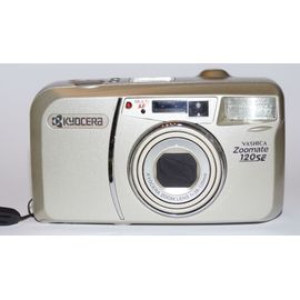 Compact YASHICA Zoomate 120 SE