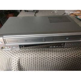 Lecteur DVD + Magnétoscope DX-9840S avec prise peritel, télécommande et manuel d'utilisation