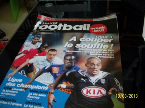 France Football (Week-End)  N° 3338 : Lyon, Marseille, Bordeaux, Auxerre, Lille, Montpellier, Caen, Brest, Lisandro, Manchester, Arsenal...