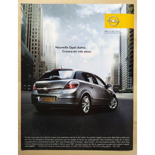 Publicité Papier - Voiture Opel Astra De 2004
