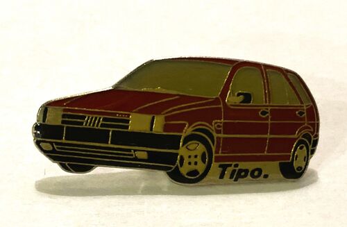 Pins Automobile Fiat Tipo / Base Argentée