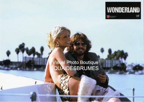 Wonderland: Jeu De Photos D'exploitation Cinématographique - Format 21x29.5 Cm - De James Cox Avec Val Kilmer, Lisa Kudrow, Kate Bosworth, Josh Lucas, Dylan Mcdermott, Carrie Fisher, Paris Hilton 2003