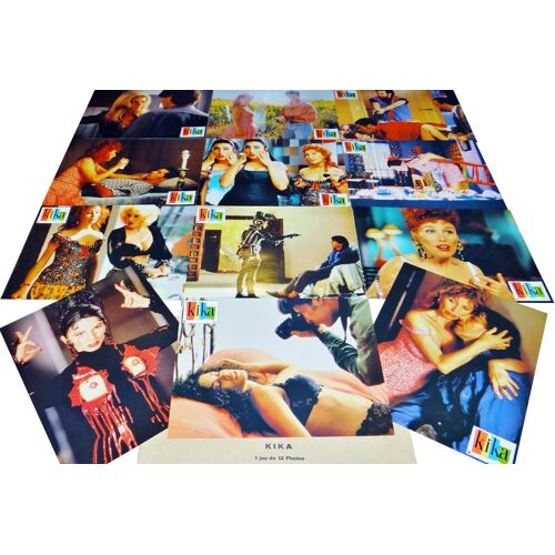 Kika : Jeu De 12 Photos D'exploitation Cinématographique - Format 21,5x27,5 Cm - De Pedro Almodovar Avec Veronica Forque, Victoria Abril, Peter Coyote, Rossy De Palma - 1993