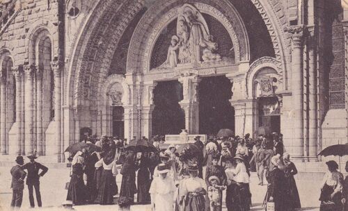 Lourdes   Portique De La Chapelle Du Rosaire   Animée