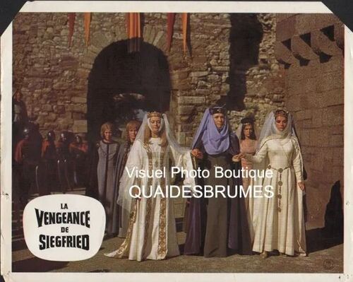 La Vengeance De Siegfried: Jeu De Photos D'exploitation Cinématographique - Format 23.5x29.5 Cm - De Harald Reinl Avec Uwe Beyer, Rolf Henniger, Siegfried Wischnewski, Maria Marlow - 1966