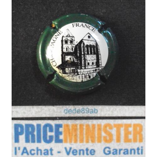 Capsule De Champagne Générique . Les Cathédrales ( Contour Vert )