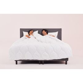 EMMA | Couette Nuage 240x220 cm | Microfibres | Grand Confort | Thermorégulatrice et Respirante | Lavable en Machine