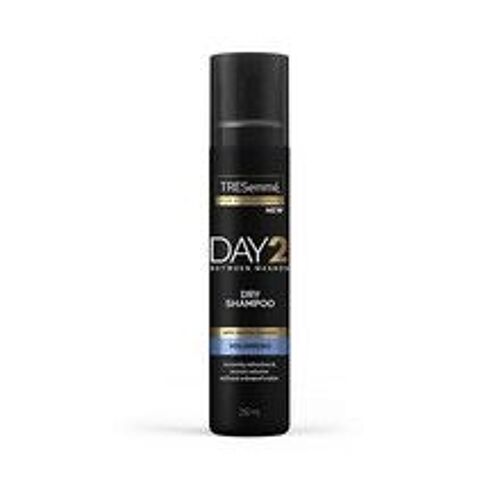 Tresemmé - Dry Shampoo Volumising - Dry Shampoo For A Larger Volume Of Hair 250ml 