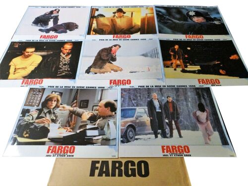 Fargo : Jeu De 8 Photos D'exploitation Cinématographique - Format 20x30 Cm - De Joel Coen, Ethan Coen Avec William H. Macy, Frances Mcdormand, Steve Buscemi, Peter Stormare, Harve Presnell - 1996