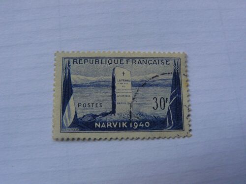 Timbre Du 12 É Anniversaire De La Bataille De Narvik (Norvége) N° 922 Avec Une Trés Légère Oblitération, Trés Beau