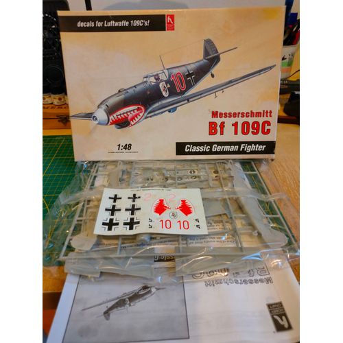 Maquette Avion Hobby Craft 1/48 : Messerschmitt Bf-109c-Hobby Craft