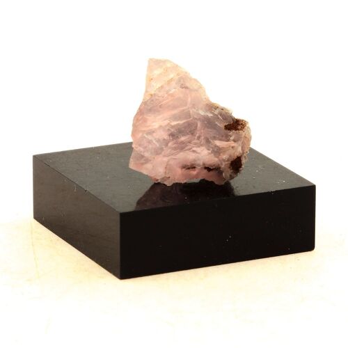 Fluorite Rose. 20.50 Ct. Talèfre, Massif Du Mont-Blanc, France.