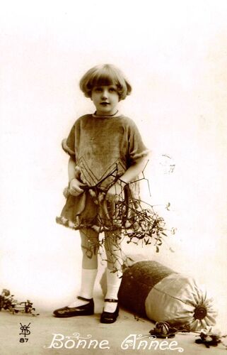 Carte Postale Ancienne, France, Nouvel An, Bonne Année, Petite Fille, Gui, Coussin