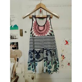 Robe Colorée 9/10 Ans Desigual.