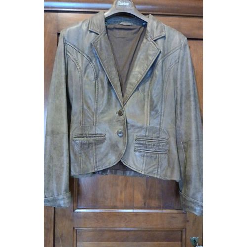 Jolie Veste Cuir Véritable Marron Classique Promod. T42