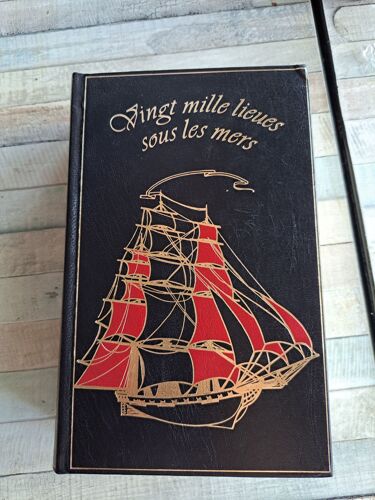 Intégrale De Vingt Mille Lieues Sous Les Mers De Jules Verne