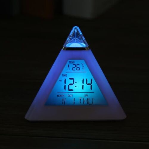 4 Couleurs Led Changement Numérique Réveil Bureau Gadget Numérique Thermomètre Nuit Glowing Cube Lcd Horloge HAN7