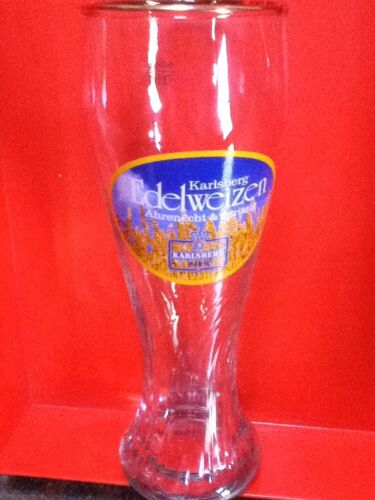 Karlsberg Bier Edelweizen - 0,5 L - Verre Flûte, Torsadé, Fond Épais, Bords Dorés, Logo Multicolore.