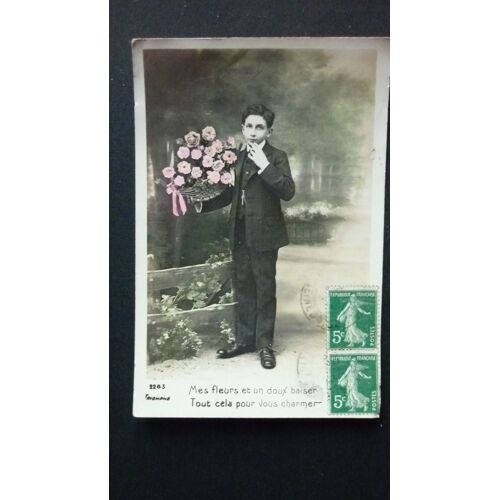 Enfant , Mes Fleurs Et Un Doux Baiser